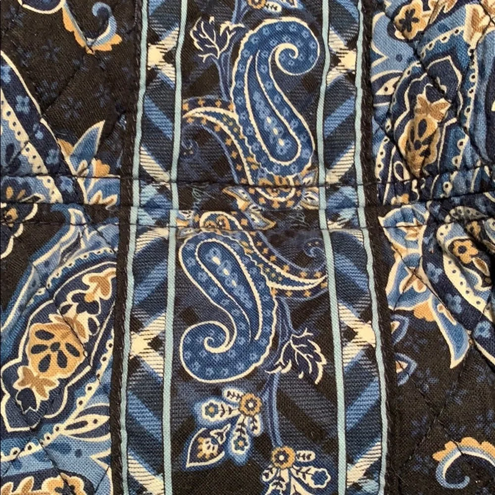 Vera Bradley never used